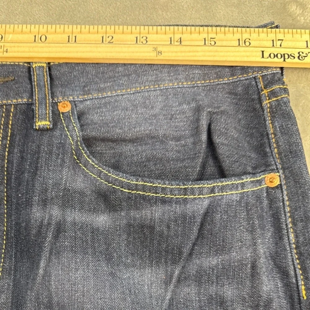 Levis 505 Regular Fit Jeans Mens 34x32 Dark Wash Indigo Straight Leg Denim